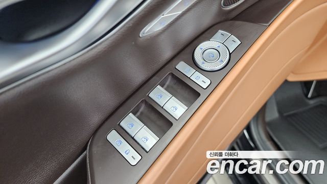 Genesis G80 2022 — photo 30