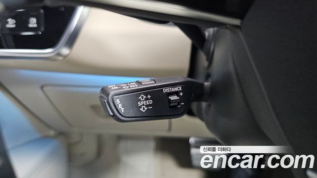 Audi A7 2020 — photo 22