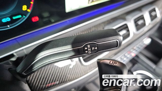 Mercedes-Benz GLE-Class 2022 — photo 12