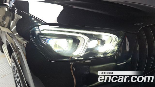 Mercedes-Benz GLE-Class 2022 — photo 8