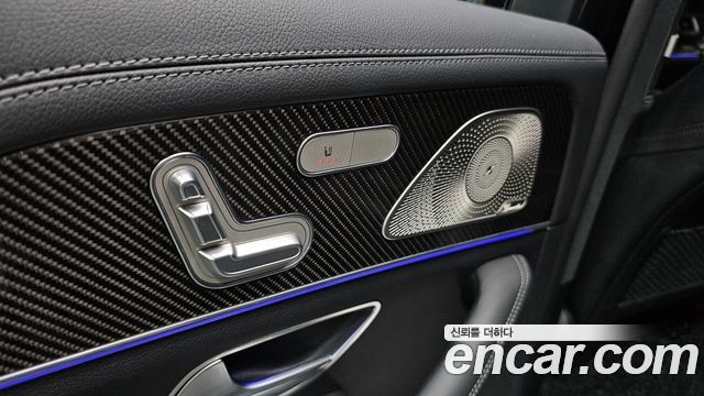 Mercedes-Benz GLE-Class 2022 — photo 32