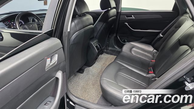 Hyundai Sonata 2016 — photo 18