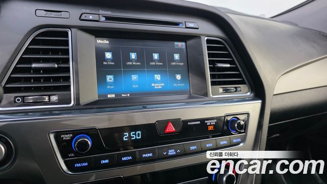 Hyundai Sonata 2016 — photo 21