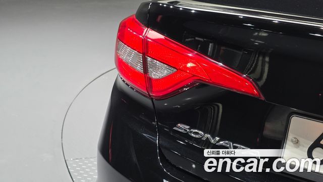 Hyundai Sonata 2016 — photo 9