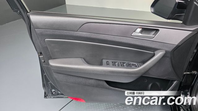 Hyundai Sonata 2016 — photo 14