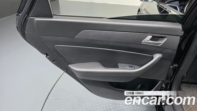 Hyundai Sonata 2016 — photo 15