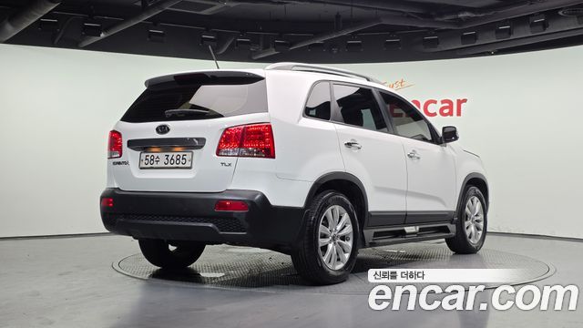 Kia Sorento 2011 — photo 2