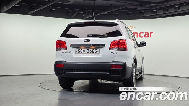 Kia Sorento 2011 — photo 4