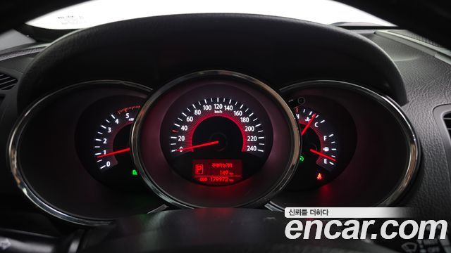 Kia Sorento 2011 — photo 8