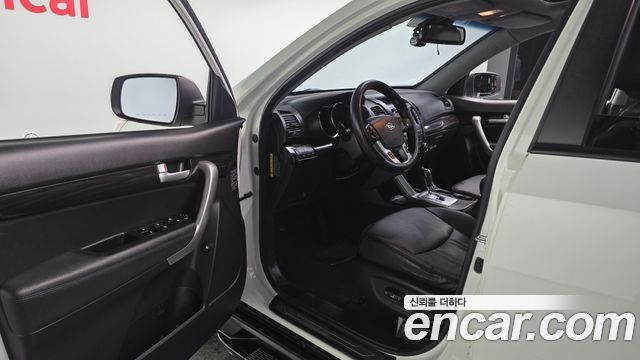 Kia Sorento 2011 — photo 10