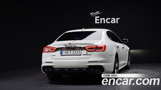 Maserati Quattroporte 2018 — photo 4
