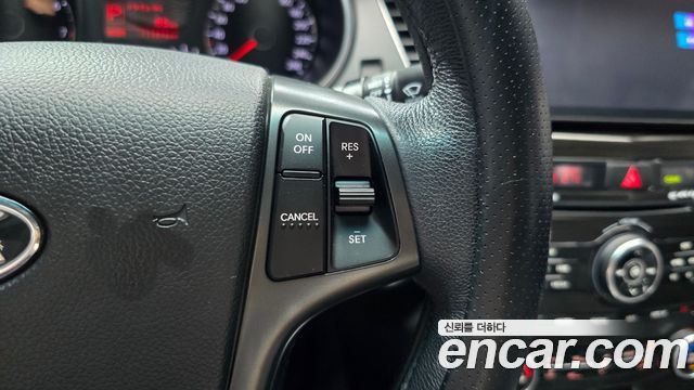 Kia K7 2012 — photo 22