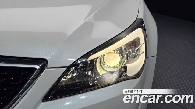 Kia K7 2012 — photo 8