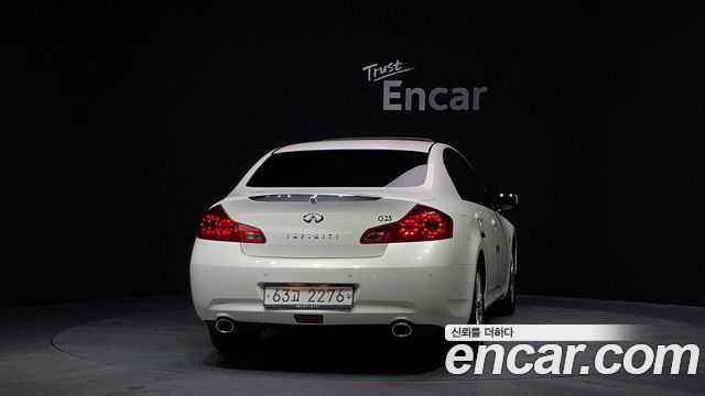 Infiniti G 2011 — photo 4