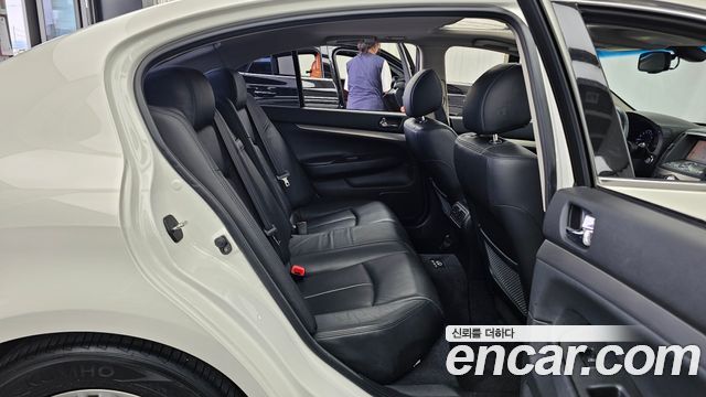 Infiniti G 2011 — photo 11