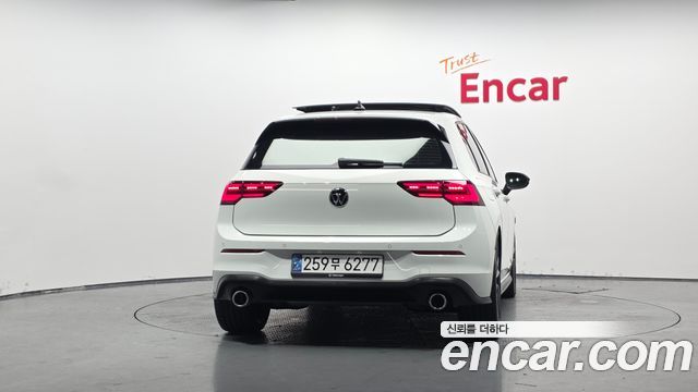 Volkswagen Golf 2024 — photo 4