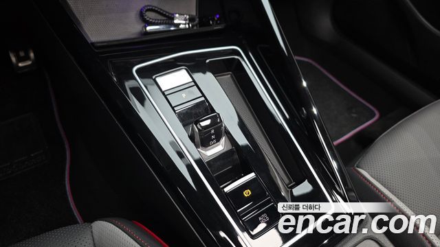 Volkswagen Golf 2024 — photo 12