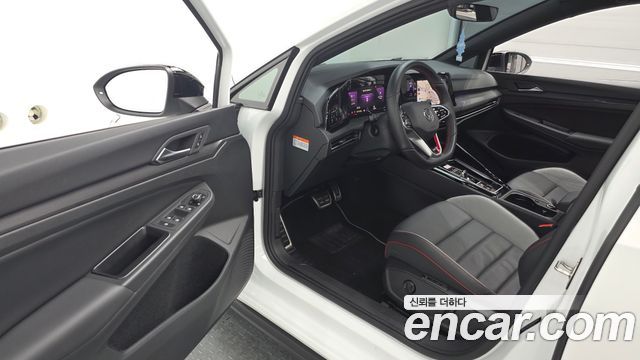 Volkswagen Golf 2024 — photo 13