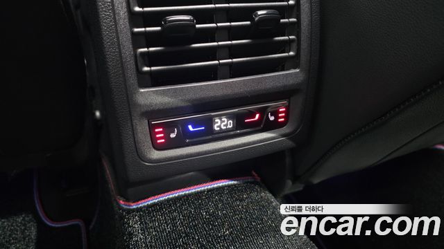 Volkswagen Golf 2024 — photo 25