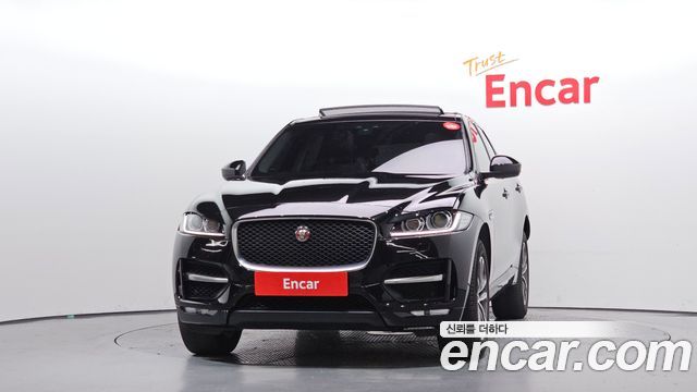 Jaguar F-PACE 2018 — photo 3