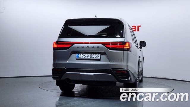 Lexus LX 2025 — photo 4