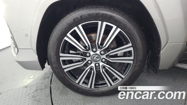 Lexus LX 2025 — photo 5