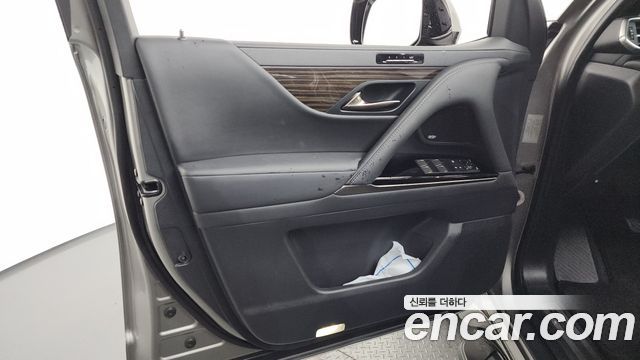 Lexus LX 2025 — photo 14