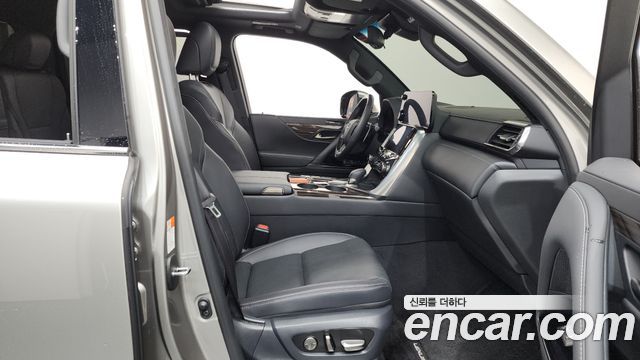 Lexus LX 2025 — photo 16