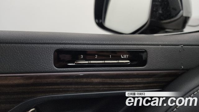 Lexus LX 2025 — photo 28