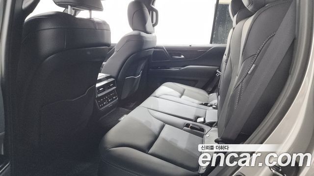 Lexus LX 2025 — photo 30