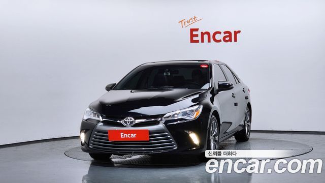 Toyota Camry 2015 — photo 3