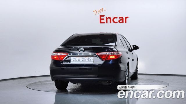 Toyota Camry 2015 — photo 4