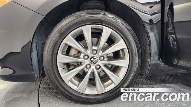 Toyota Camry 2015 — photo 5
