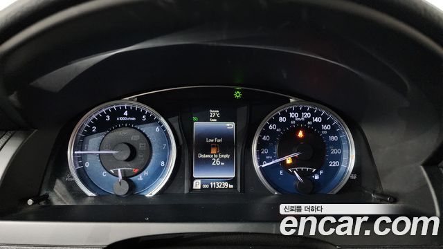 Toyota Camry 2015 — photo 8