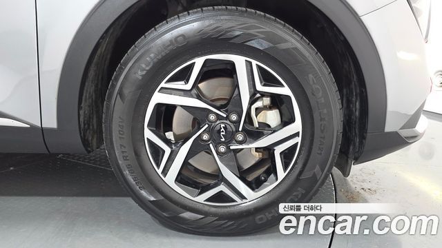 Kia Sportage 2022 — photo 7