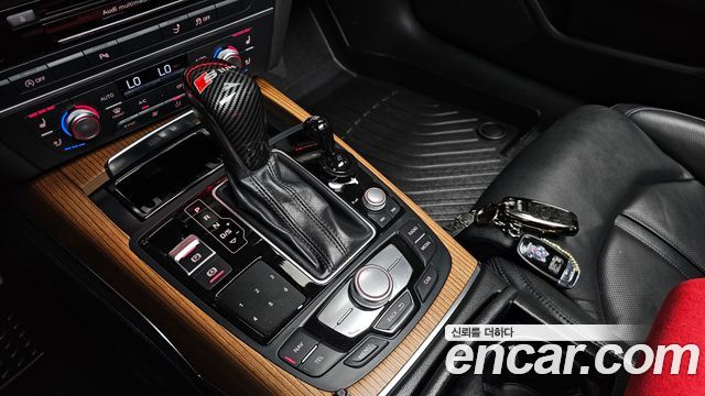 Audi A7 2016 — photo 12