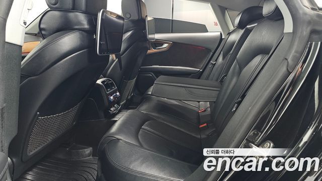 Audi A7 2016 — photo 17