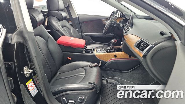 Audi A7 2016 — photo 16