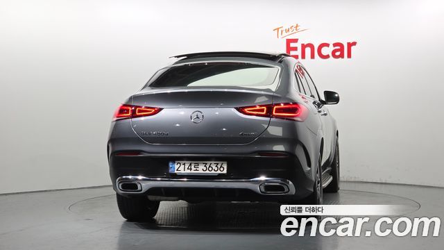 Mercedes-Benz GLE-Class 2021 — photo 4
