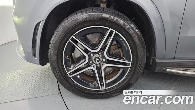 Mercedes-Benz GLE-Class 2021 — photo 5