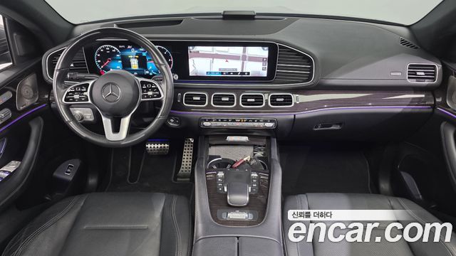 Mercedes-Benz GLE-Class 2021 — photo 10