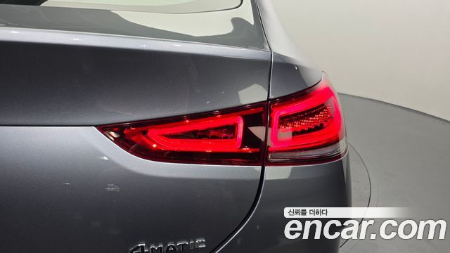 Mercedes-Benz GLE-Class 2021 — photo 9