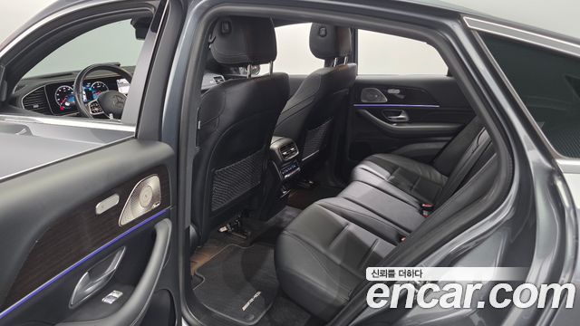 Mercedes-Benz GLE-Class 2021 — photo 16