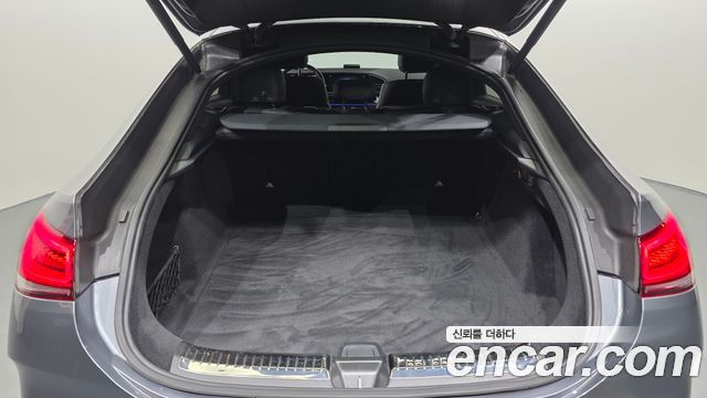 Mercedes-Benz GLE-Class 2021 — photo 38