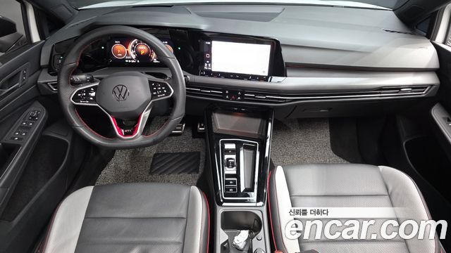 Volkswagen Golf 2024 — photo 10