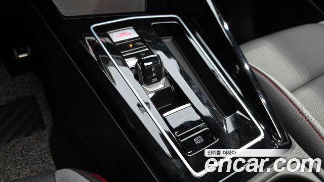 Volkswagen Golf 2024 — photo 12