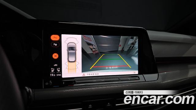 Volkswagen Golf 2024 — photo 21