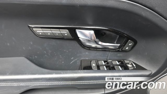 Land Rover Range Rover Evoque 2013 — photo 18