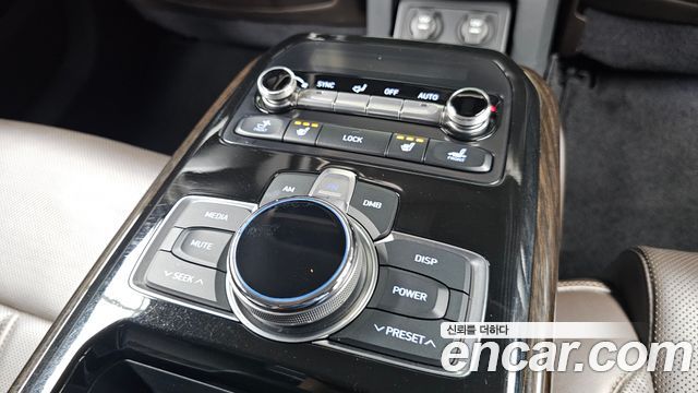 Genesis EQ900 2016 — photo 18