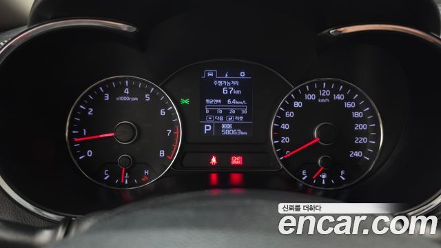 Kia K3 2013 — photo 8